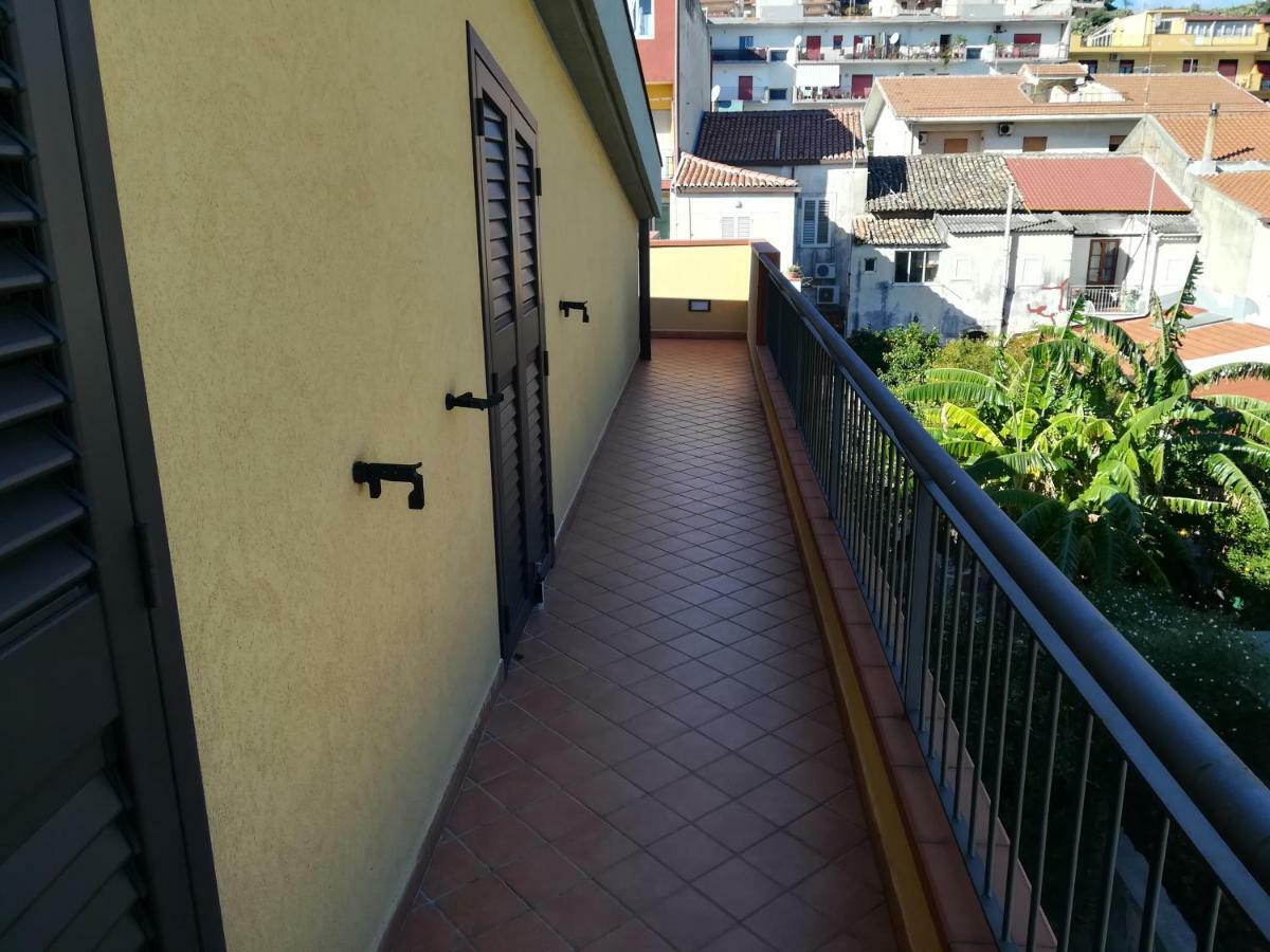 Casa Carmelo Leilighet Nizza di Sicilia Eksteriør bilde